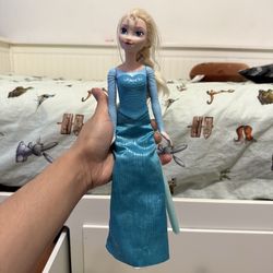 Disney Frozen Elsa Doll