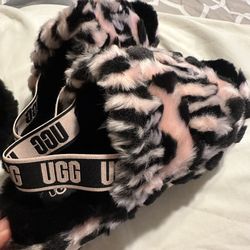 Uggs Slides 