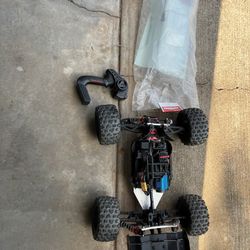Arrma kraton 6s