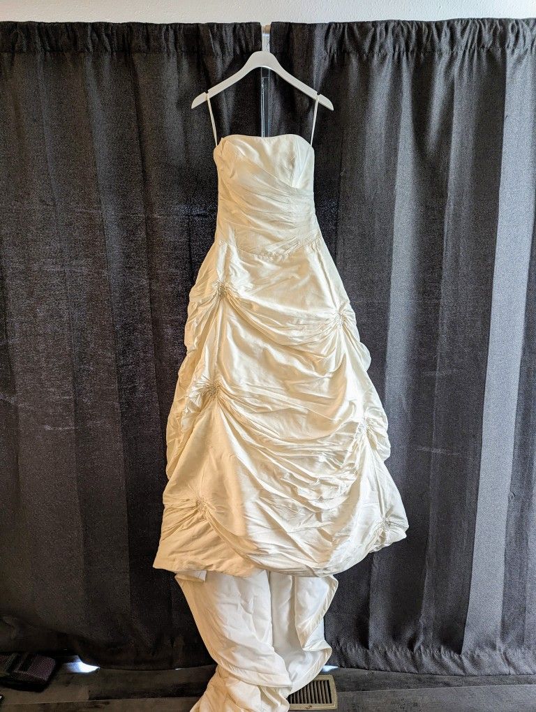 Wedding Dress Size 2/4