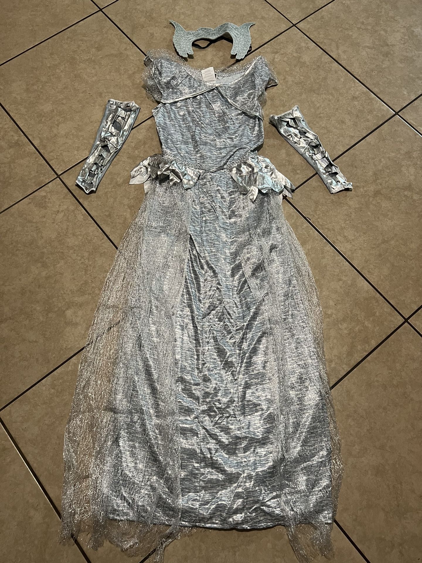 New Woman’s Costume