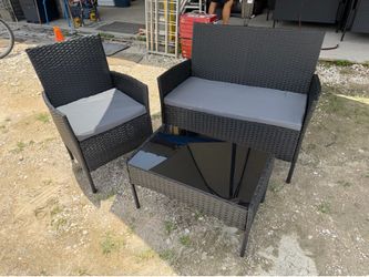 3-Piece Outdoor Patio Furniture Set3-Pieces Outdoor Patio Furniture Set