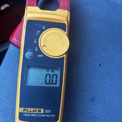 Fluke Clamp Meter 