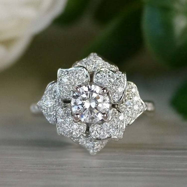 Beautiful Shiny CZ Diamond Large Flower Anillos Dainty Carved Ring, L393
 
 