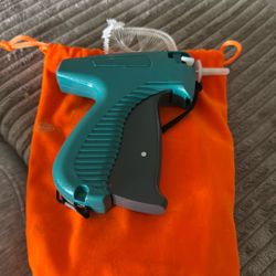 Tag Gun