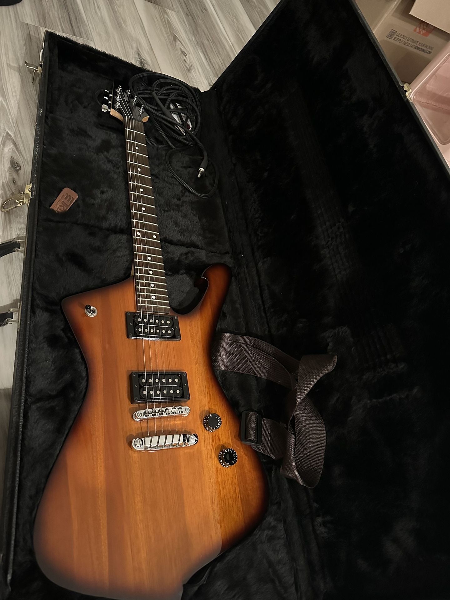Ibanez Iceman Electric Guitar IC200