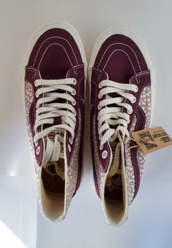 Burgundy check deals vans