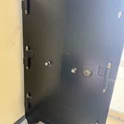 Giant Black Safe, Bullet Proof Ultra Protection