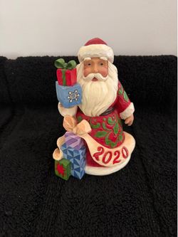Collectible Santa figurine by Jim Shore