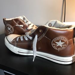 Brown leather converse mt