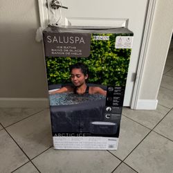 SaluSpa Arctic Ice Cold Plunge Ice Bath - 60in. x 36 in. x 28 (111 Gal) New