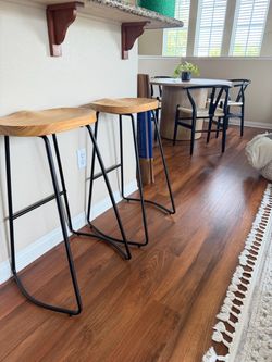 High counter bar stools