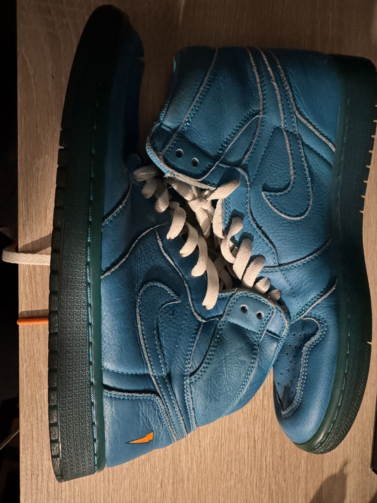 Jordan 1 Gatorade Sz 9.5
