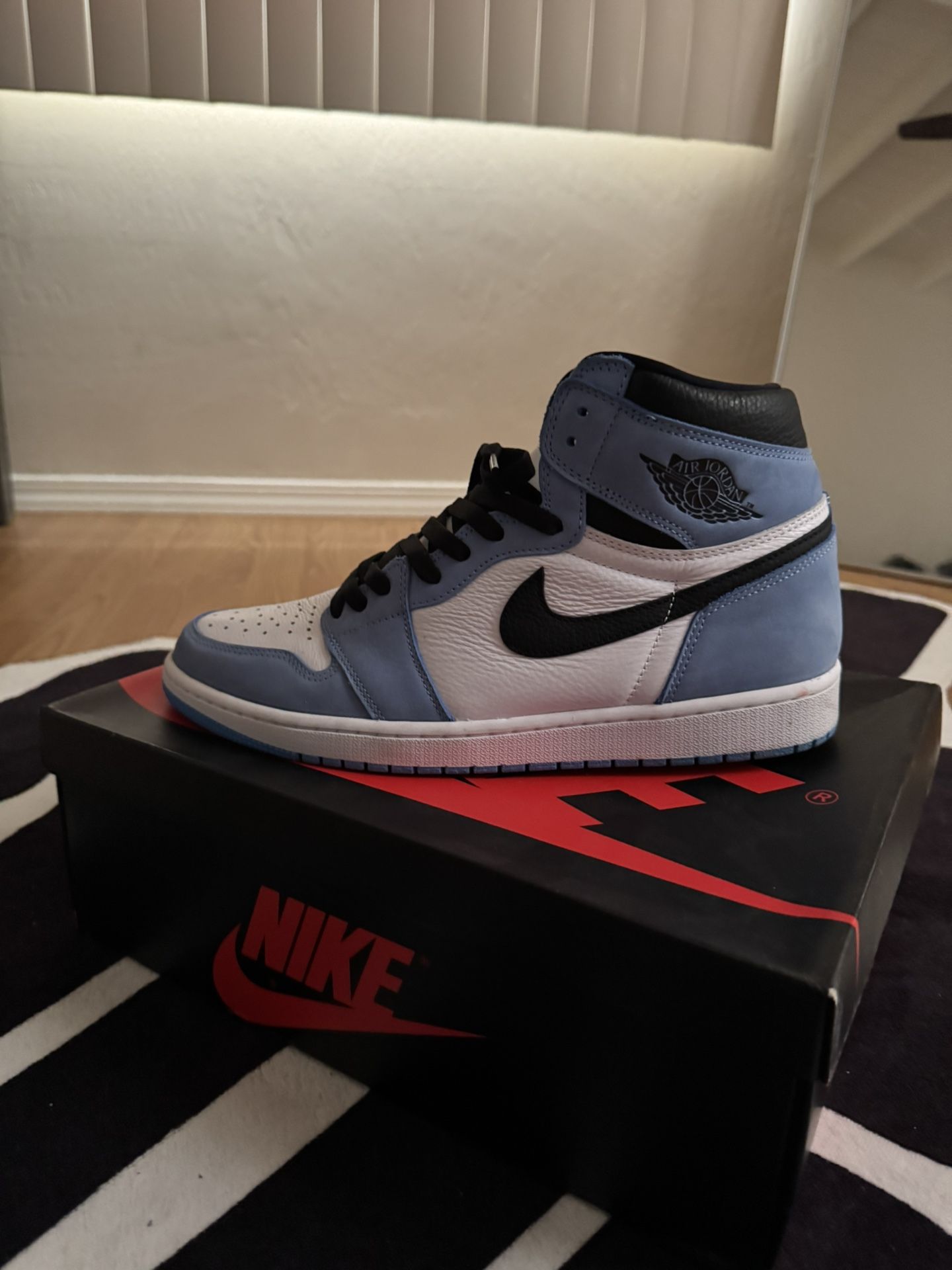 Jordan 1 University Blues