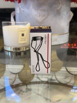 Shiseido Eyelash Curler