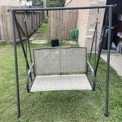 TWO PERSONS PATIO SWING NEEDS TOP CALLS ONLY!!