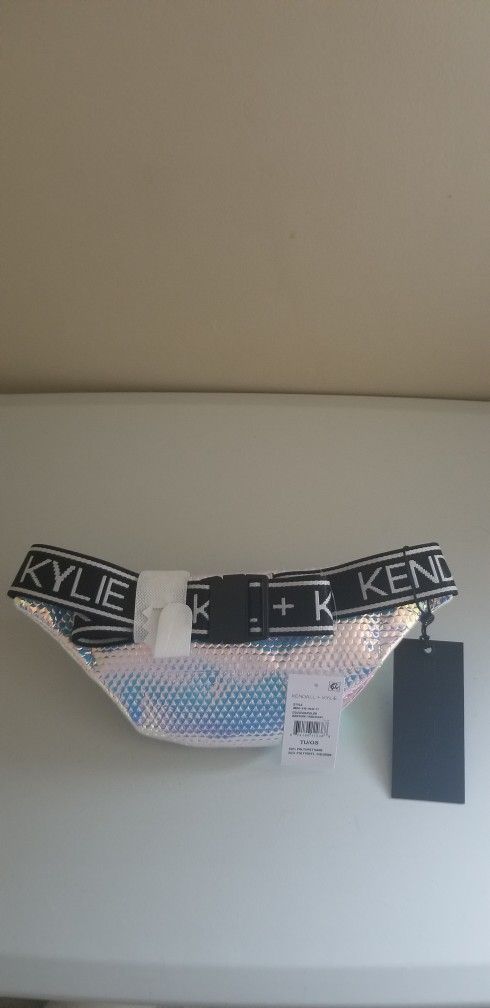 Kendall & Kylie Iridescent Hip Pack