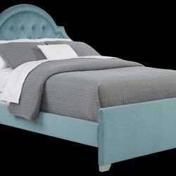 Braelynn Rooms 2 GO Single Teal Velvet Bed