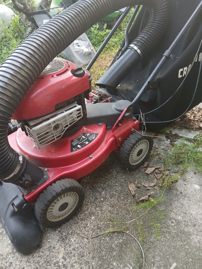 Craftsman Leaf Vacuum And Chipper Runs Nice