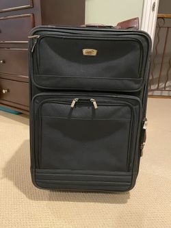 2 Piece Ricardo Luggage Set