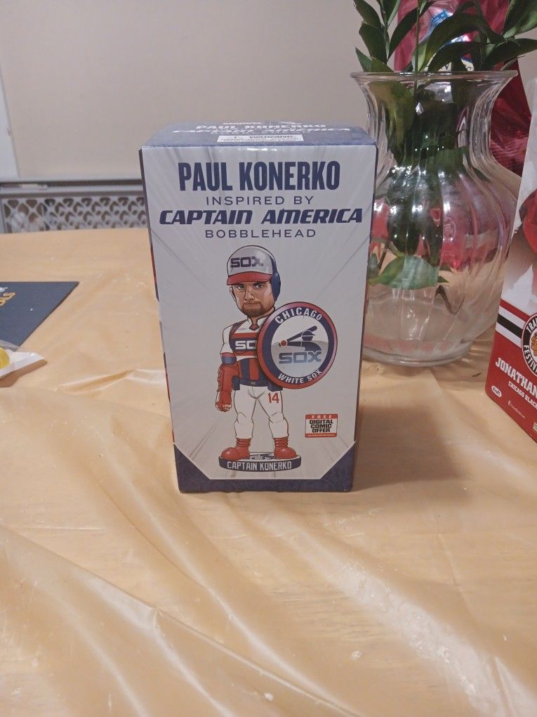 MAKE AN OFFER!!!PAUL KONERKO CAPTAIN AMERICA BOBBLE HEAD