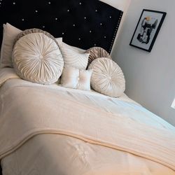 Brand new queen bed , mattress , box spring