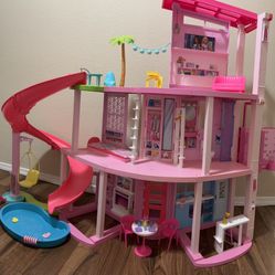 Barbie Dreamhouse 