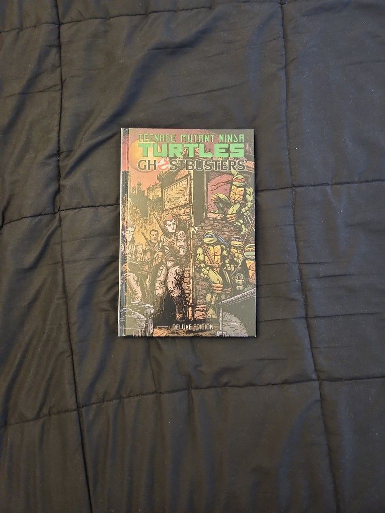 Teenage Mutant Ninja Turtles Ghostbusters IDW Hardcover Deluxe Edition First Printing OOP