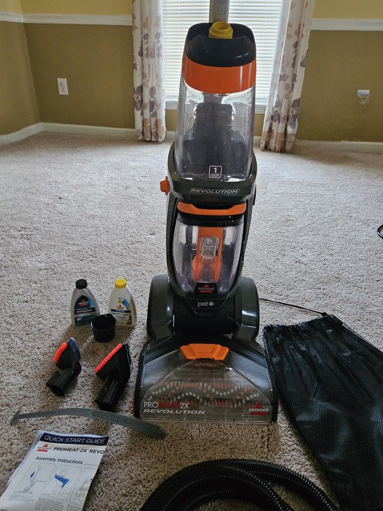 BISSELL Carpet Cleaner/Shampooer