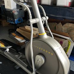 Livestrong Elliptical Machine