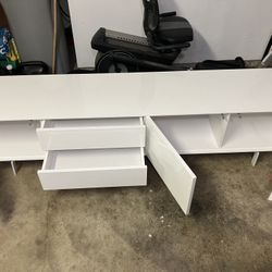 Birmingham 82” Media Stand (entertainment Center)