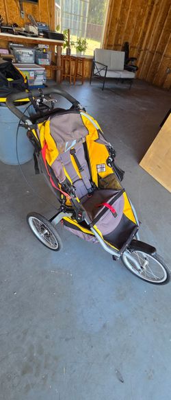 Jogging stroller