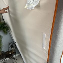 Tempur Pedic Queen Matress 
