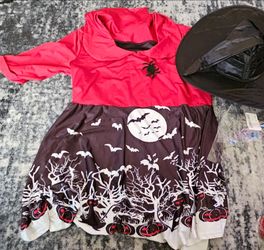 Ladys witch short dress and hat