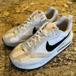 NIKE AIR MAX DAWN WHITE BLACK LADIES TRAINERS Size 9