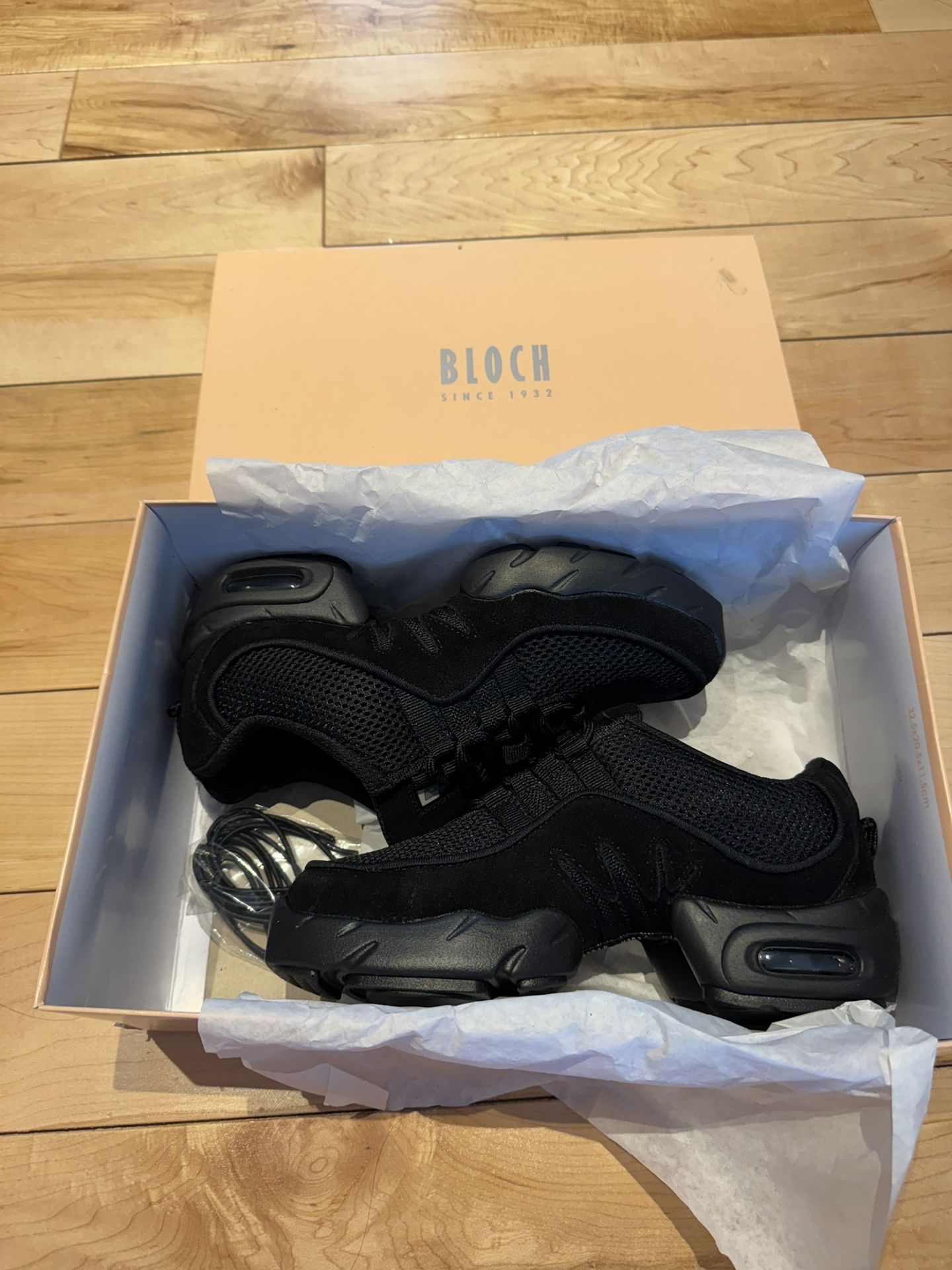 Bloch Adult Boost Mesh Split Sole Dance Sneakers Size