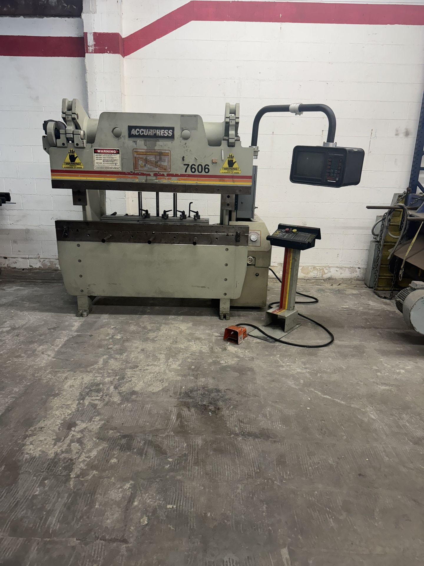 Accurpress CNC 