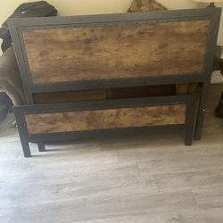 Wood Bed Frame 