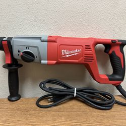 Milwaukee 5262-21 8-Amp Corded 1 in. SDS D-Handle Rotary Hammer