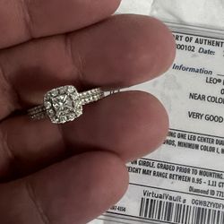 1ct Leo Diamond Ring $4000 New Sell For $950