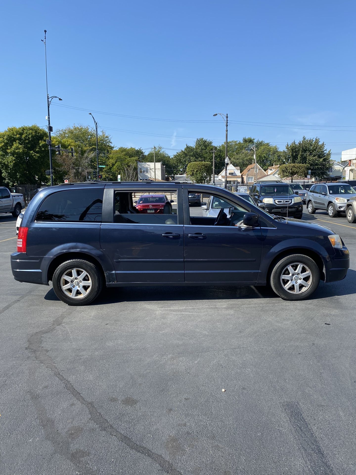 2008 Chrysler Town & Country