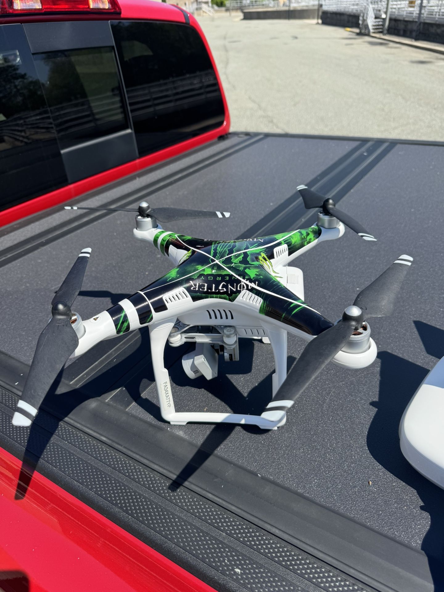 DJI Phantom 3 Advanced Drone With Backpack Case