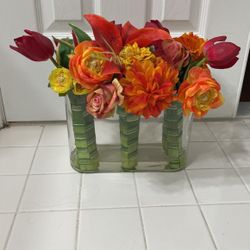 Beautiful Glass Flower Vase 