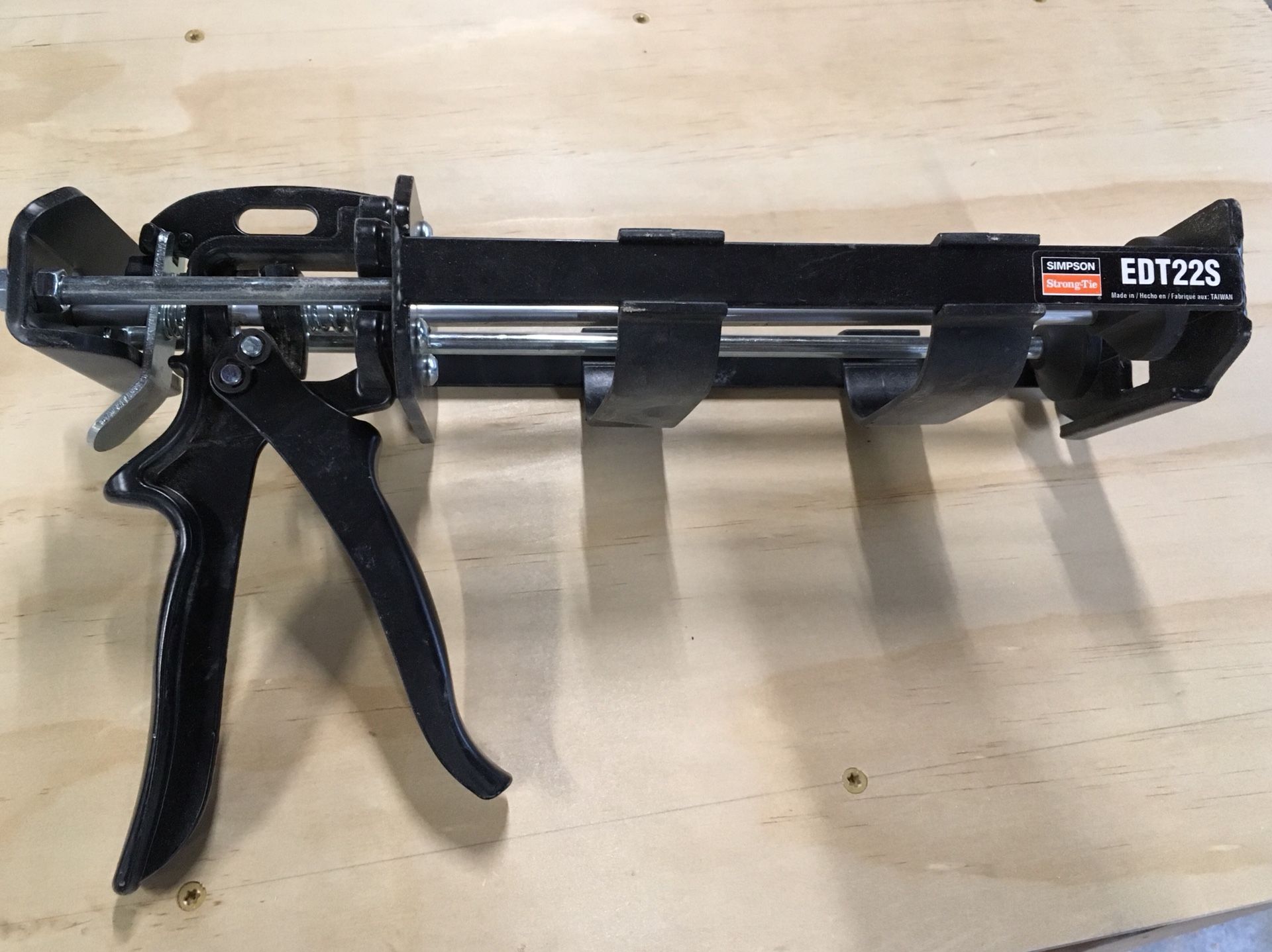 Simpson EDT22S Epoxy Dispensing Tool