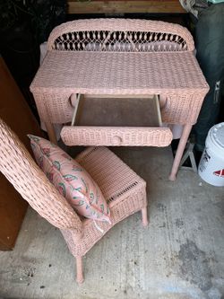 Antique Wicker Desk And Chair