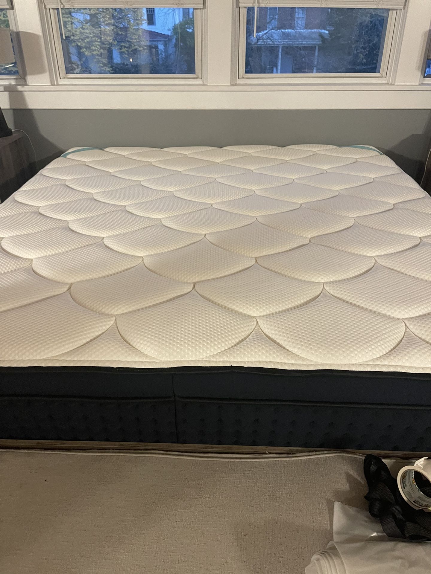 Dreamcloud Premier King hybrid mattress for Sale in Frederick, MD OfferUp