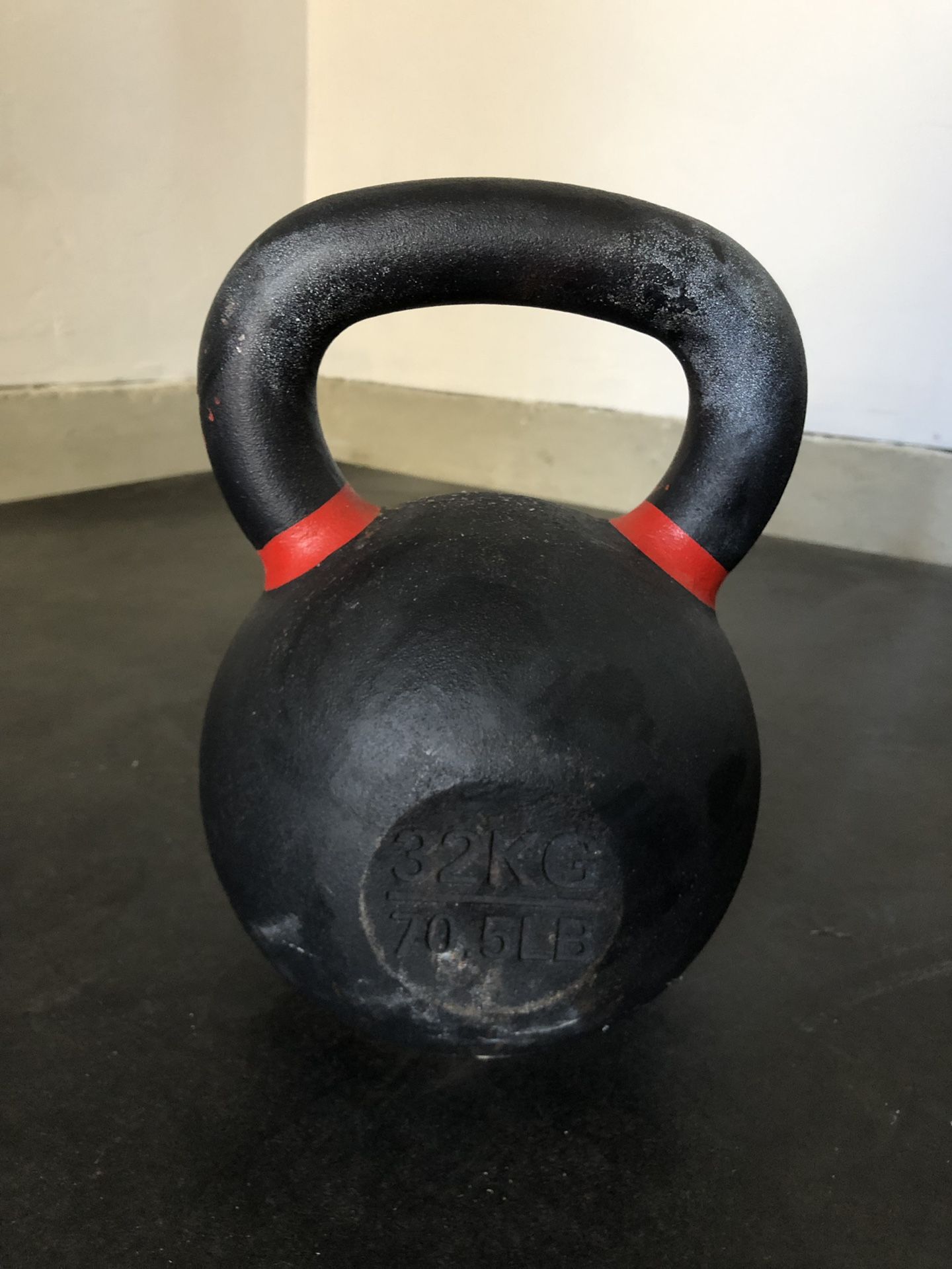 70 lb/32 KG kettlebell