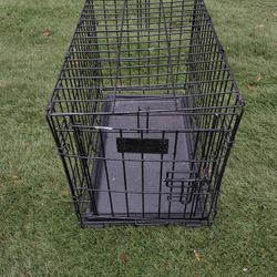 PORTABLE PET KENNEL