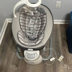 Graco Baby Swing 