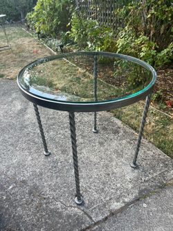 Circular Glass/Iron Accent Table